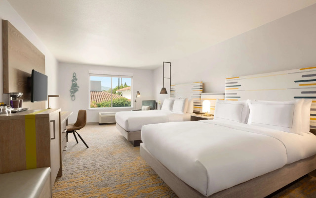 Doubletree by Hilton Campbell - Pruneyard Plaza