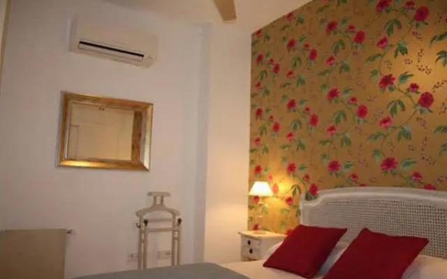 Relator Singular Apartments