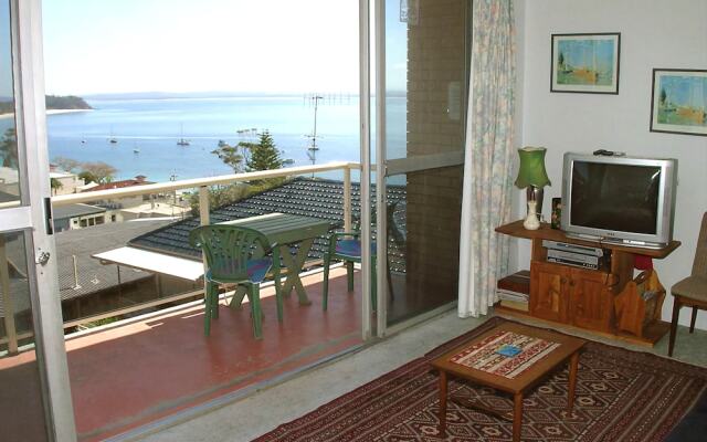 Blue Waters Unit 8 Shoal Bay