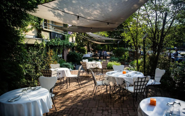 200m2 Splendid Downtown Flat with 75m2 Gergious Terrace