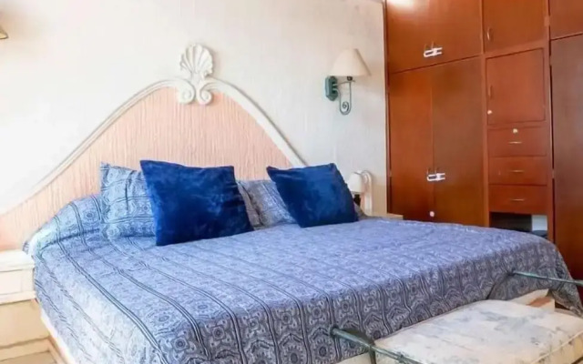 Playa Azul Apt with Sea views & Pool