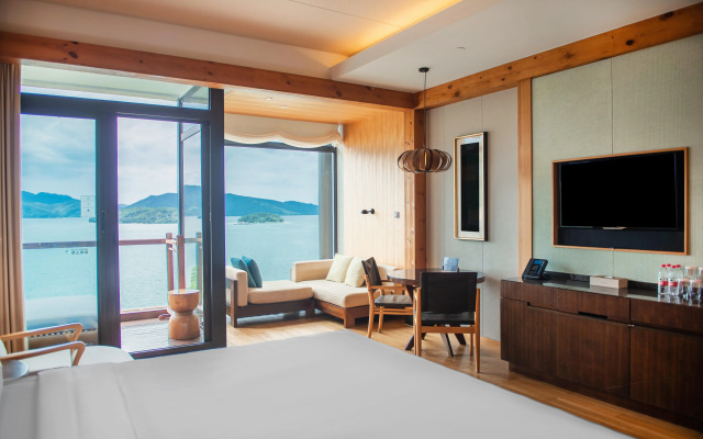 InterContinental One Thousand Island Lake Resort by IHG