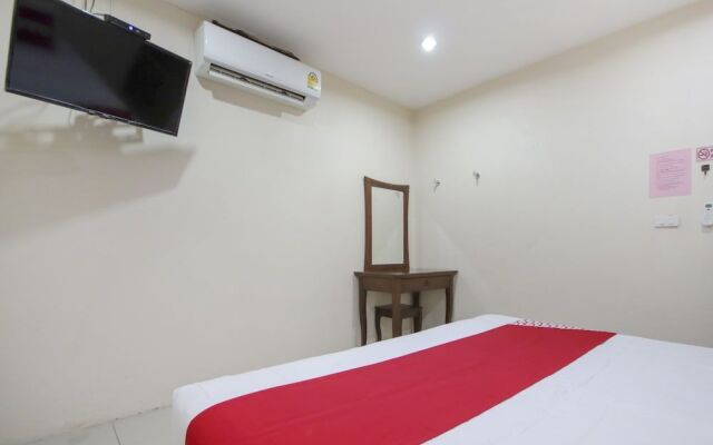 OYO 75331 Hareeya Hotel