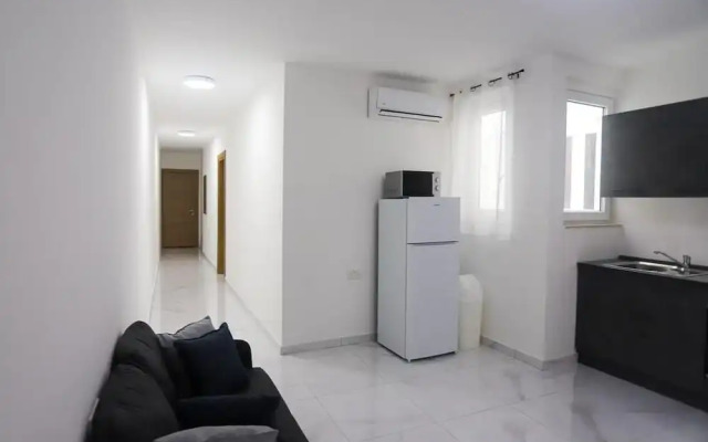 Stunning 2 Bedroom, 2 Bathroom apt St Julians
