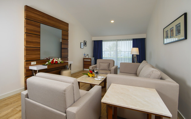 Limak Atlantis De Luxe Hotel & Resort