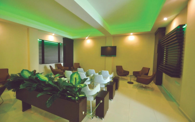 Sunny Hill Alya Hotel