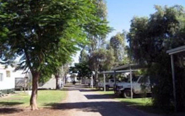 Moura Caravan Park
