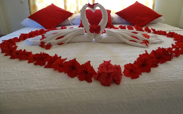 Hotel Red Booby