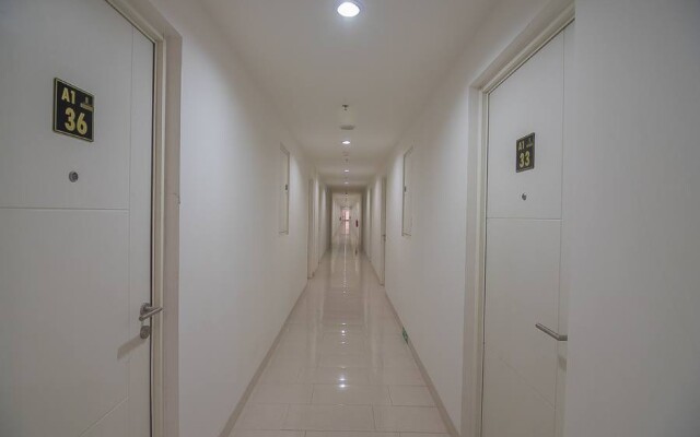 RedDoorz Apartment @ Sentul Tower