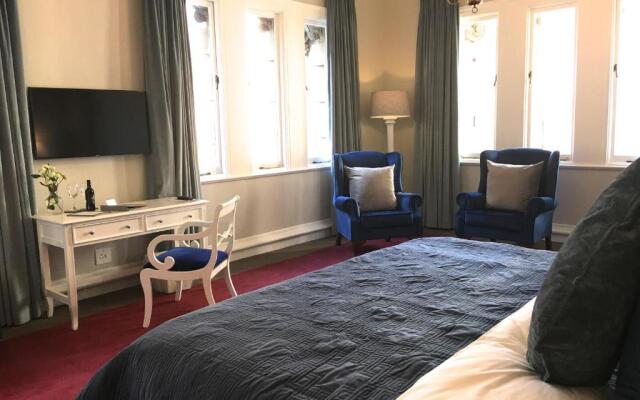 Rand Club Suites