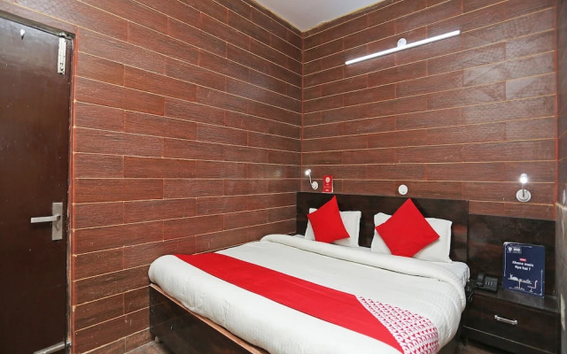 OYO 26156 Comfort Inn