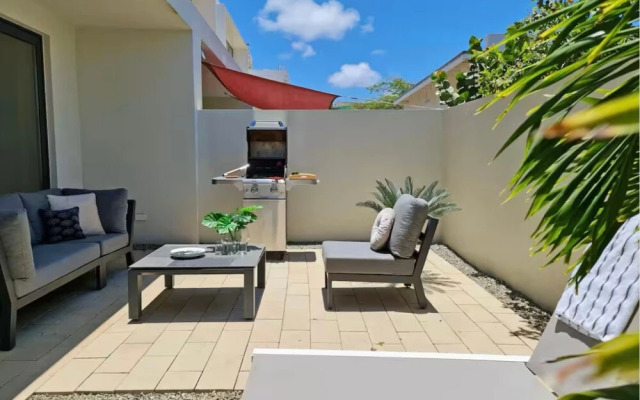 Luxury townhouse with pool in PALM BEACH