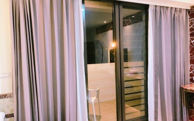 Jinduohai B&B