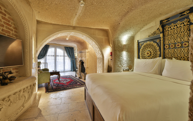 Elika Cave Suites Cappadocia, Curio Collection by Hilton