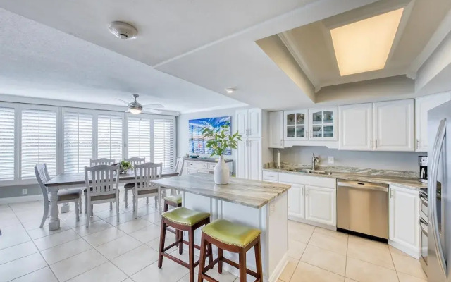 Beachside One 4016 O