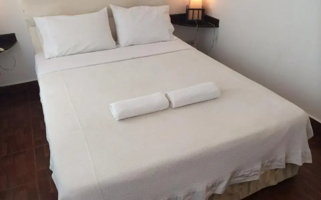 Avalon Hotel
