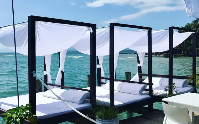 Bocas Beach Club & Suites
