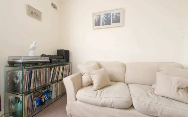Unique and Cozy 1 Bed Flat in Dalston