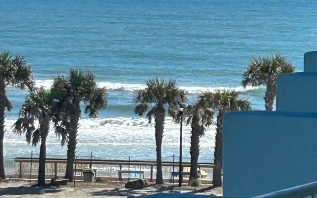 Fountain Beach Resort