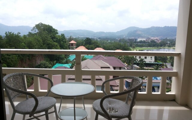 The Green Golf Residence Condominium