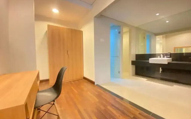 Fabulous 2Br Loft Apartment With Private Bathub At El Royale