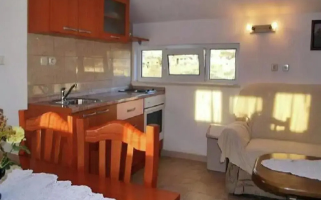Nice Apartment With Balcony