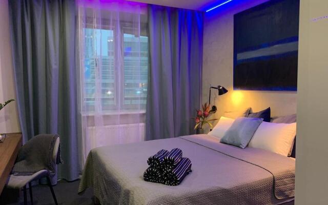 #7A WorkTravel Central MiniApart