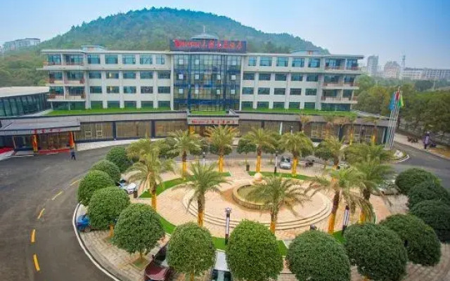 Starshar Hotel