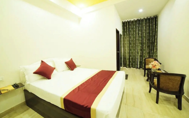 Goroomgo Skyee Residency Chandigarh