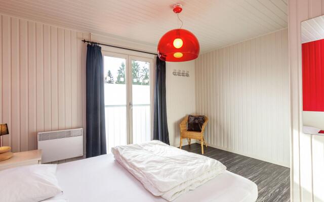 Boutique Chalet in Bullingen Near Lake