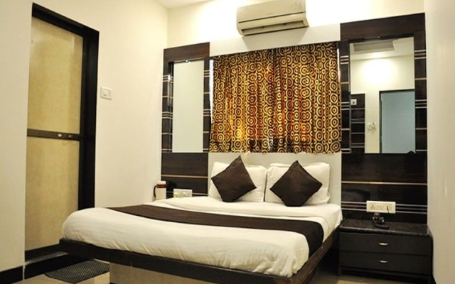 Room Maangta 122 - Andheri East