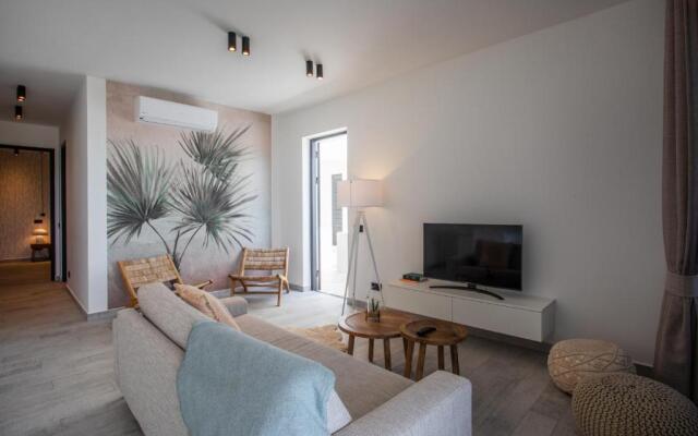Blue Bay Reef apartment 19