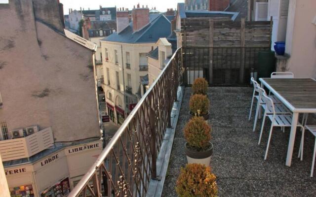 Duplex 3 chambres, 8 personnes avec terrasse centre de Blois