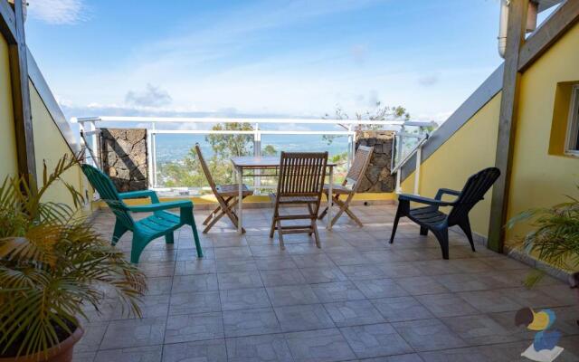 Ti Kaz La Plaine en hauteur