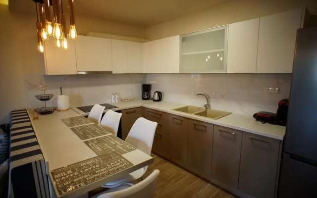 Sandika Apartments