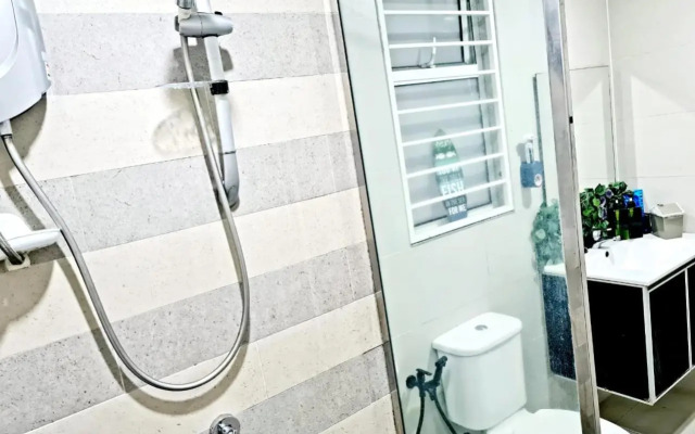 Homi Homestay Menara U2