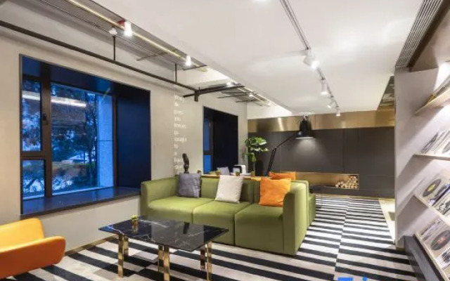 CitiGO HOUSE Senlan Zhouhai Road Metro Station Sunland Shanghai