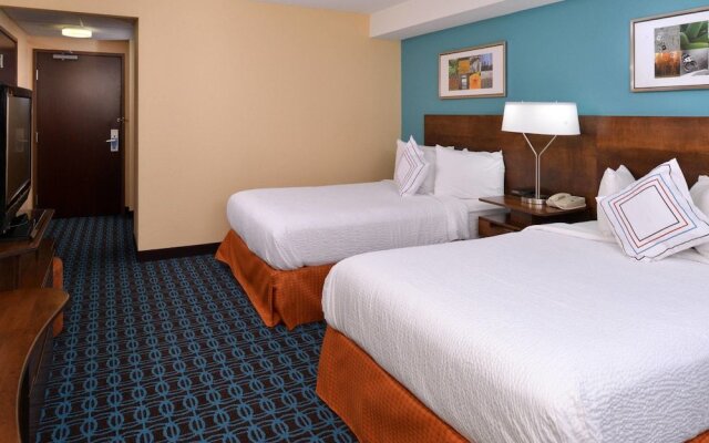 Fairfield Inn and Suites by Marriott Troy Ohio