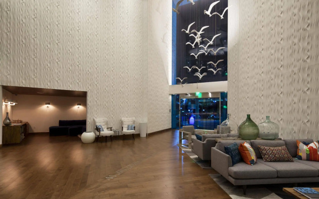 Marina del Rey Hotel