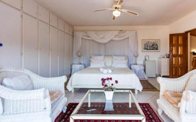 Palm Lodge