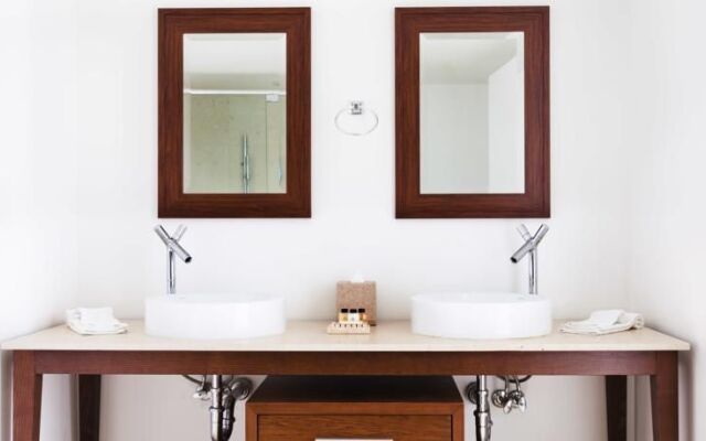 Sky City at Icon Brickell