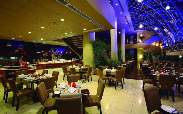 Delfines Hotel & Convention Center