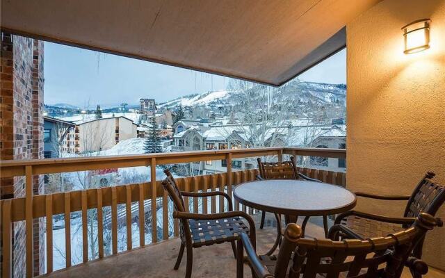 Dulany At Gondola 504