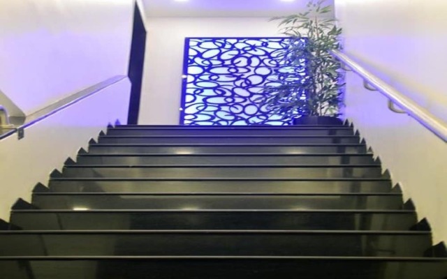 Room Maangta 136 - CST