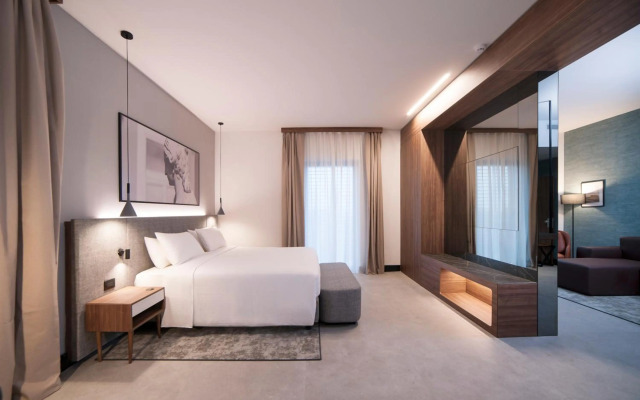 Radisson Hotel Nola Naples