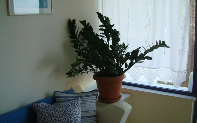 Philippos Studios & Apartments