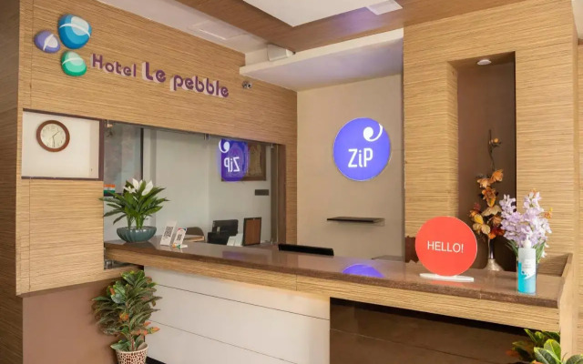 Vits By Spree Hotels Le Pebble