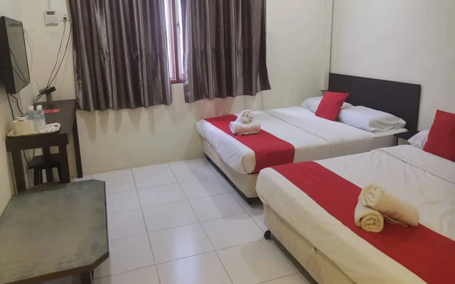 OYO 1104 Q hotel