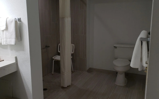 Quality Inn Mt. Vernon