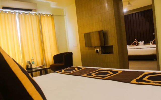Solitaire Hotel and Resort
